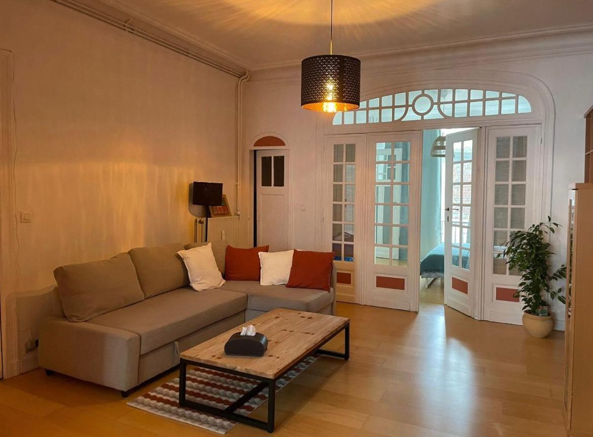 Appartement De Charme Dans Maison De Maitre Bruxelloise Bruxelles Eksteriør billede