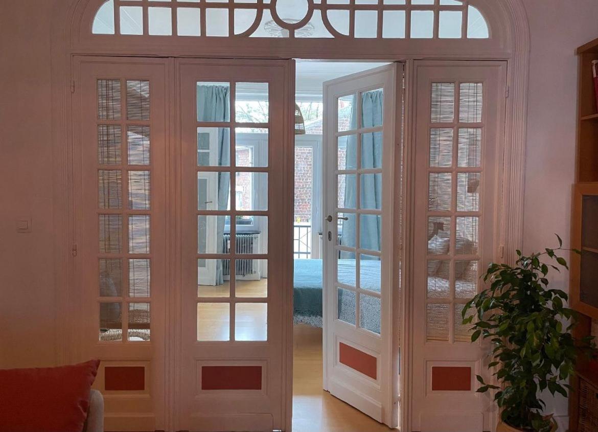 Appartement De Charme Dans Maison De Maitre Bruxelloise Bruxelles Eksteriør billede